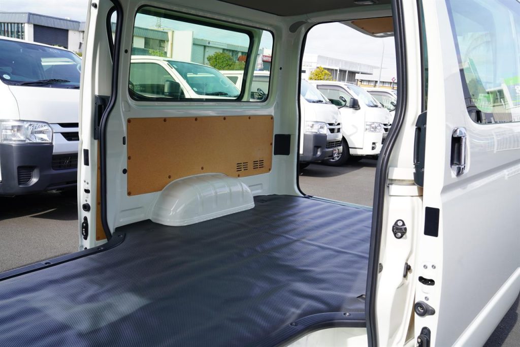 2022 Toyota Hiace