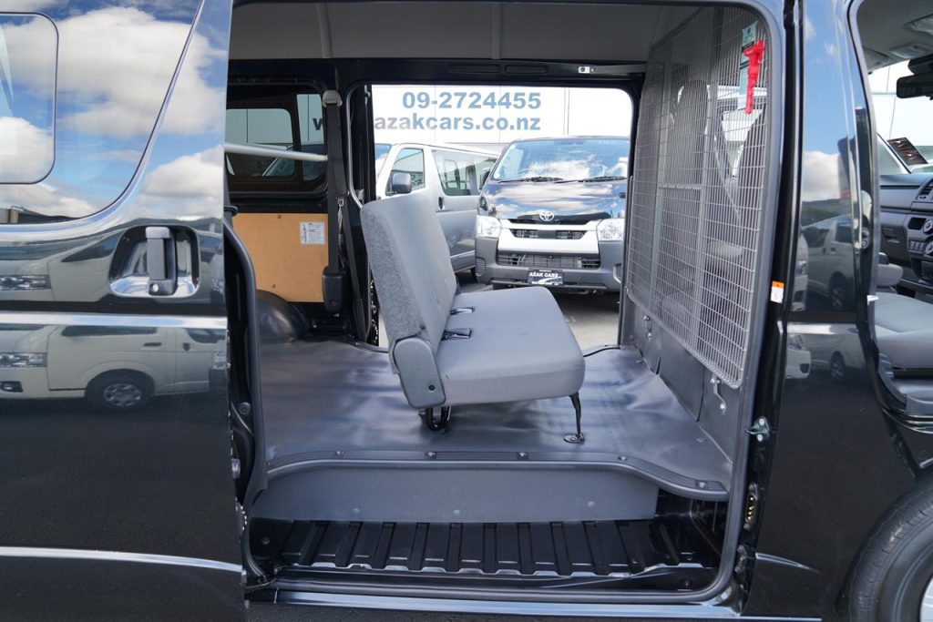 2022 Toyota Hiace