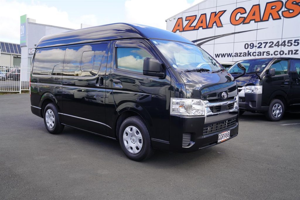 2022 Toyota Hiace