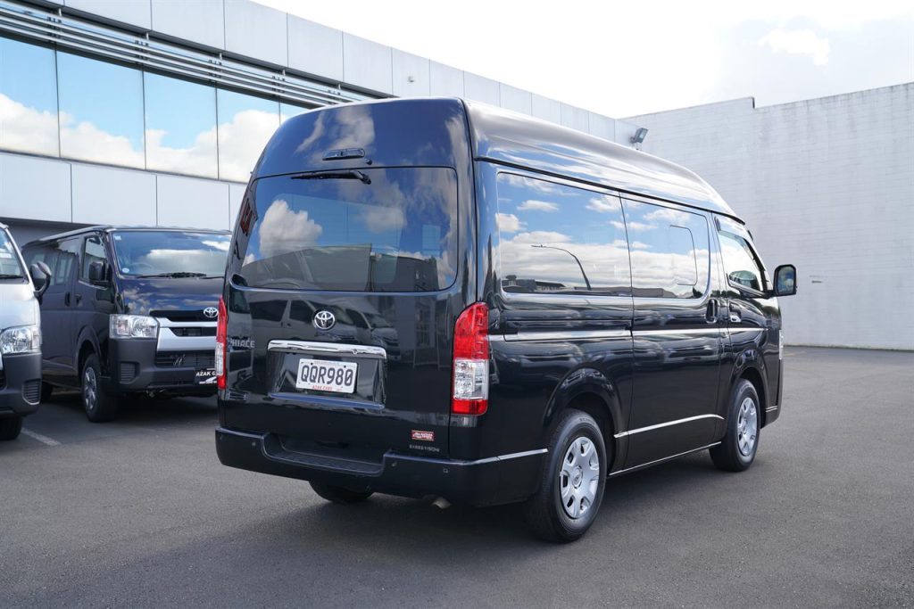 2022 Toyota Hiace